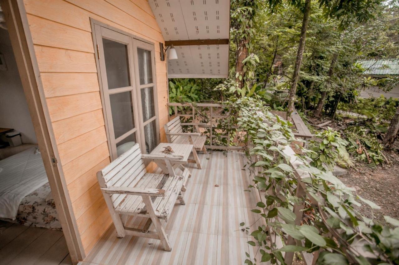 Готель Cozy Huts Трат Екстер'єр фото