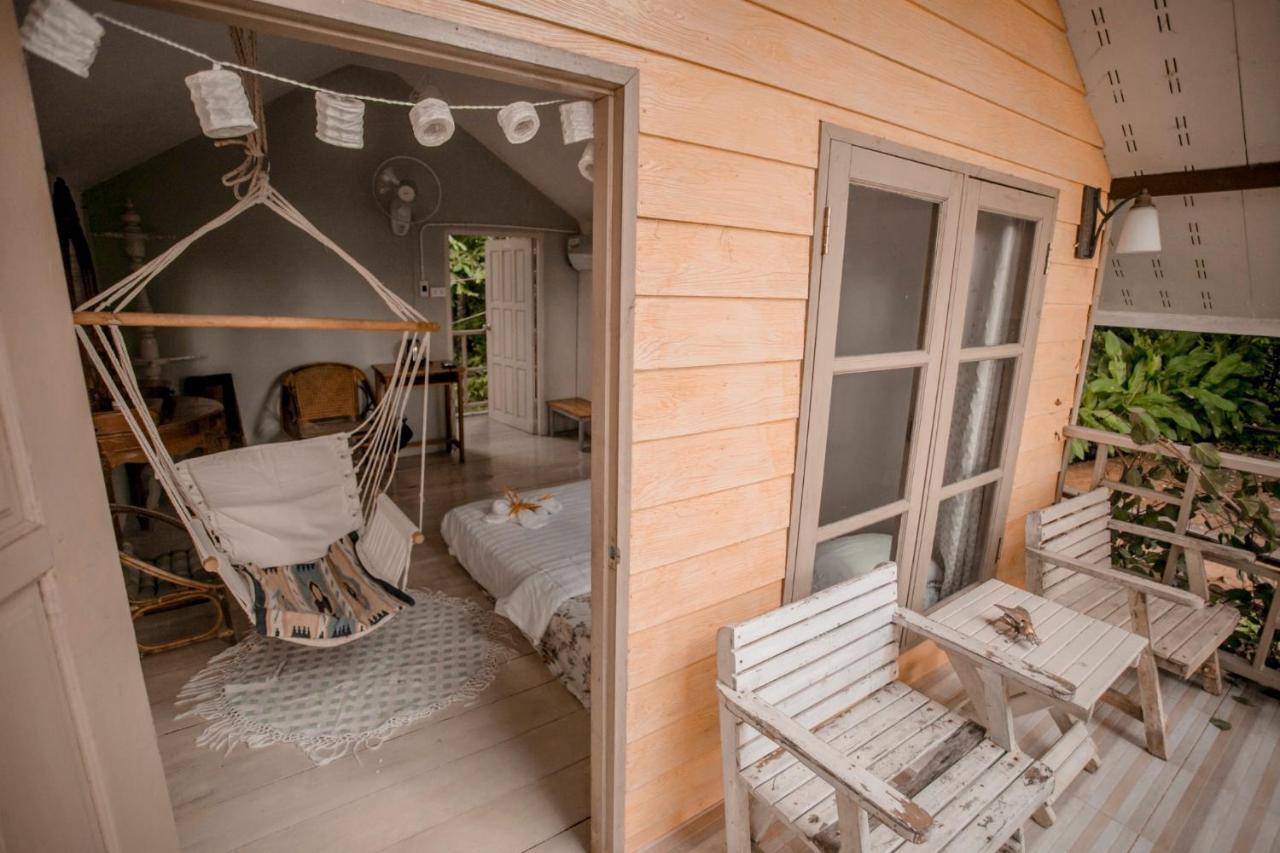 Готель Cozy Huts Трат Екстер'єр фото