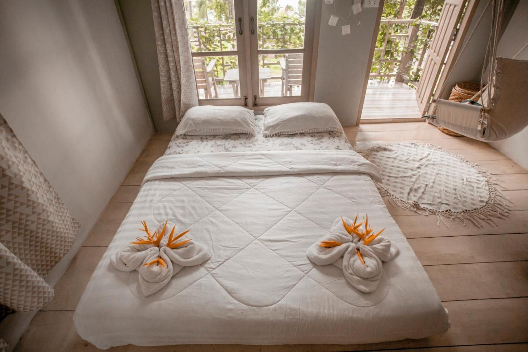 Готель Cozy Huts Трат Номер фото